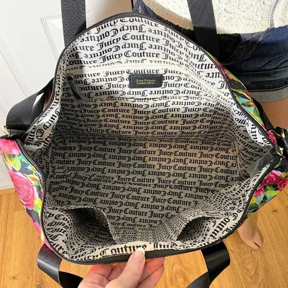 Juicy Couture Black Multi Rose Print Overnight Weekender Duffle Travel Bag - Picture 11 of 12